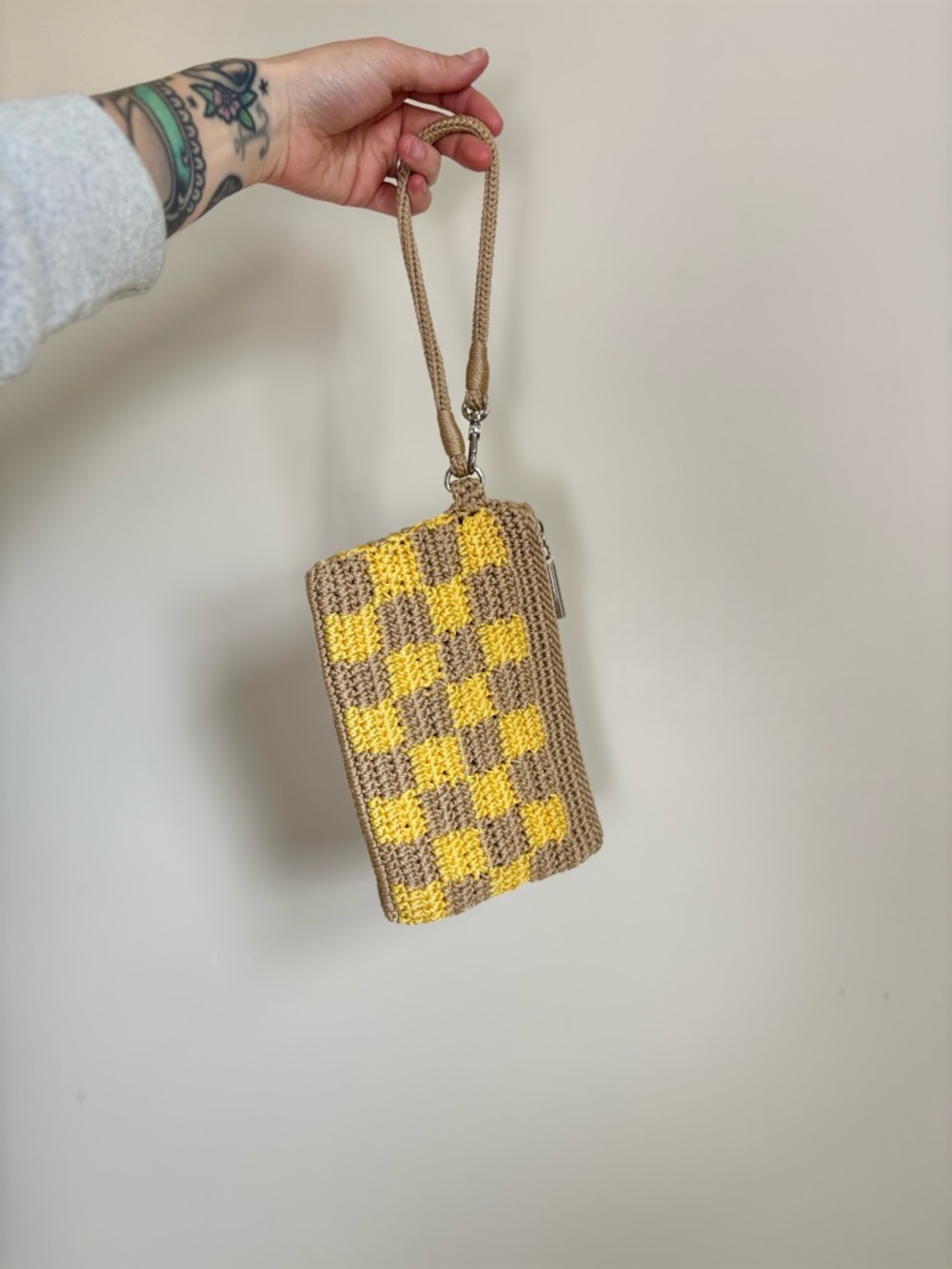 The Sak Vita Wrislet In Lemon Check